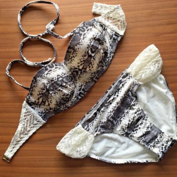 Candies Swim Bikini Set black/white SZ.S New w/tag - Picture 3 of 15